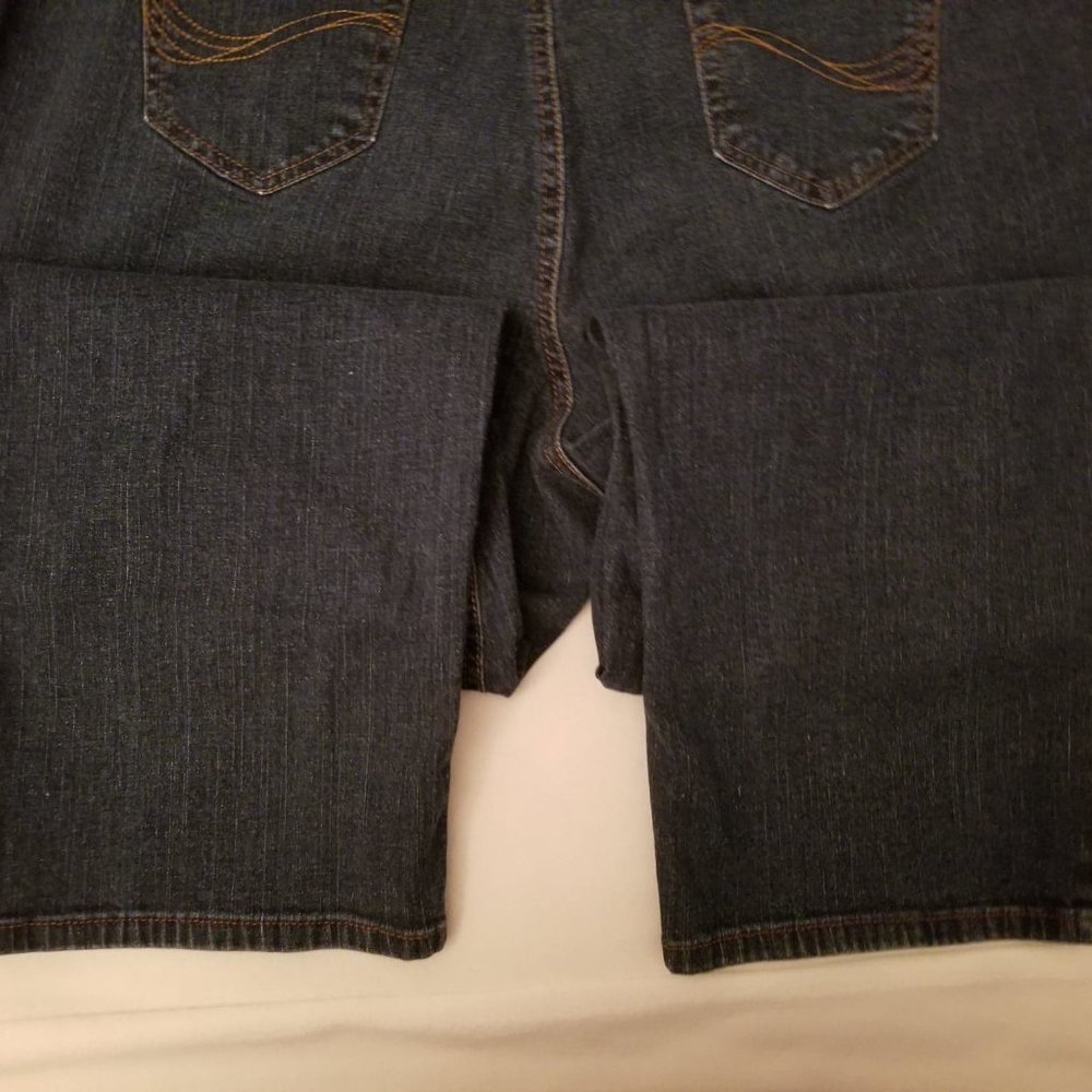 Jeans - Picture 5 of 5